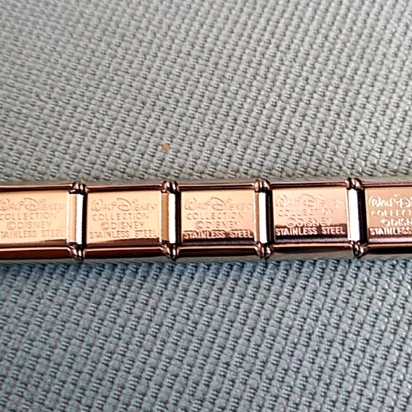 DISNEY ADD- A -LINK CHARMS - Picture 4 of 5